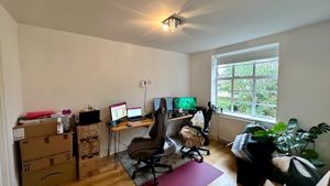 Photo 2- click for photo gallery